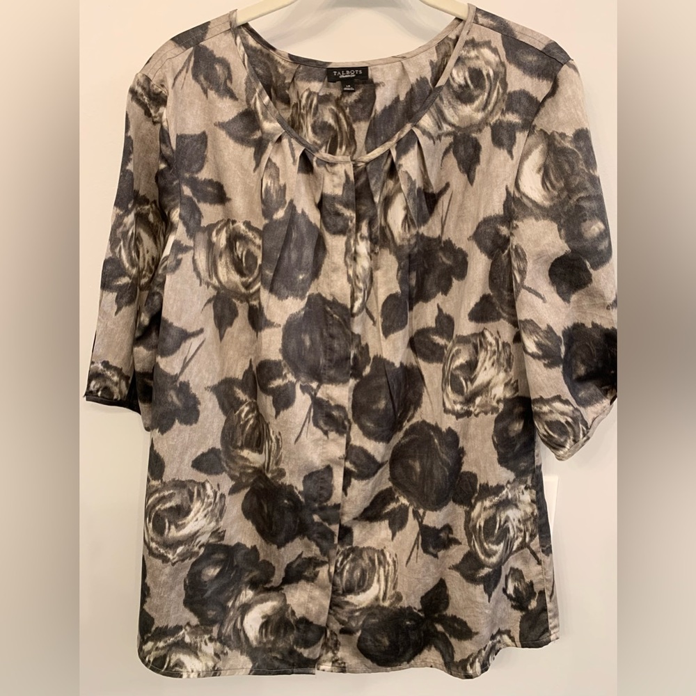 Gray with taupe; rose design, blouse, feminine; small pleated neckline